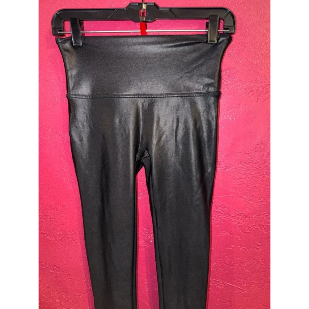 Spanx faux leather legging. Sz M. Punk, rock and roll, moto, Bikercore, goth